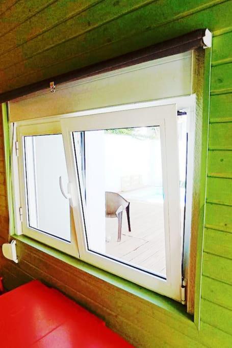 Private Small Studio In Costa De Caparica Eksteriør billede
